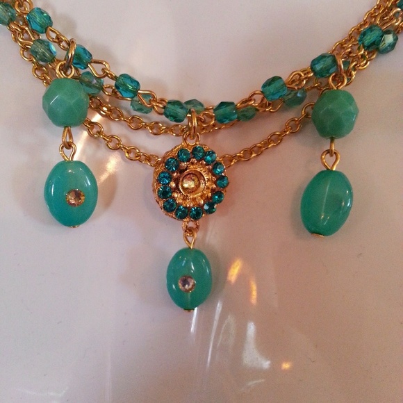 Seasonal Whispers Teal/Goldtone Necklace Set - Picture 7 of 8